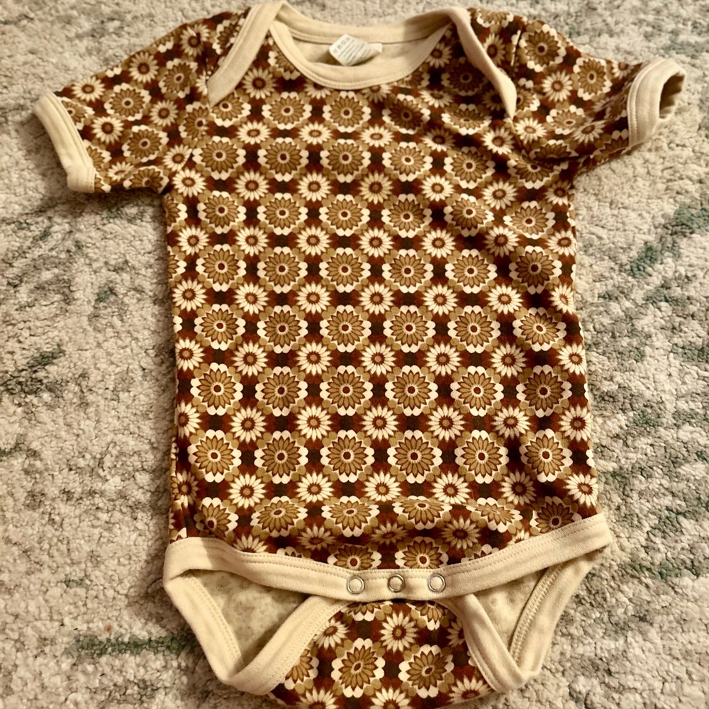 Kate Quinn bodysuit 6/12